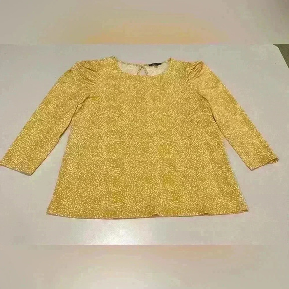 Adrianna Papell Gold and White Puff Sleeve Top with Back Button Size Medium - Picture 1 of 5